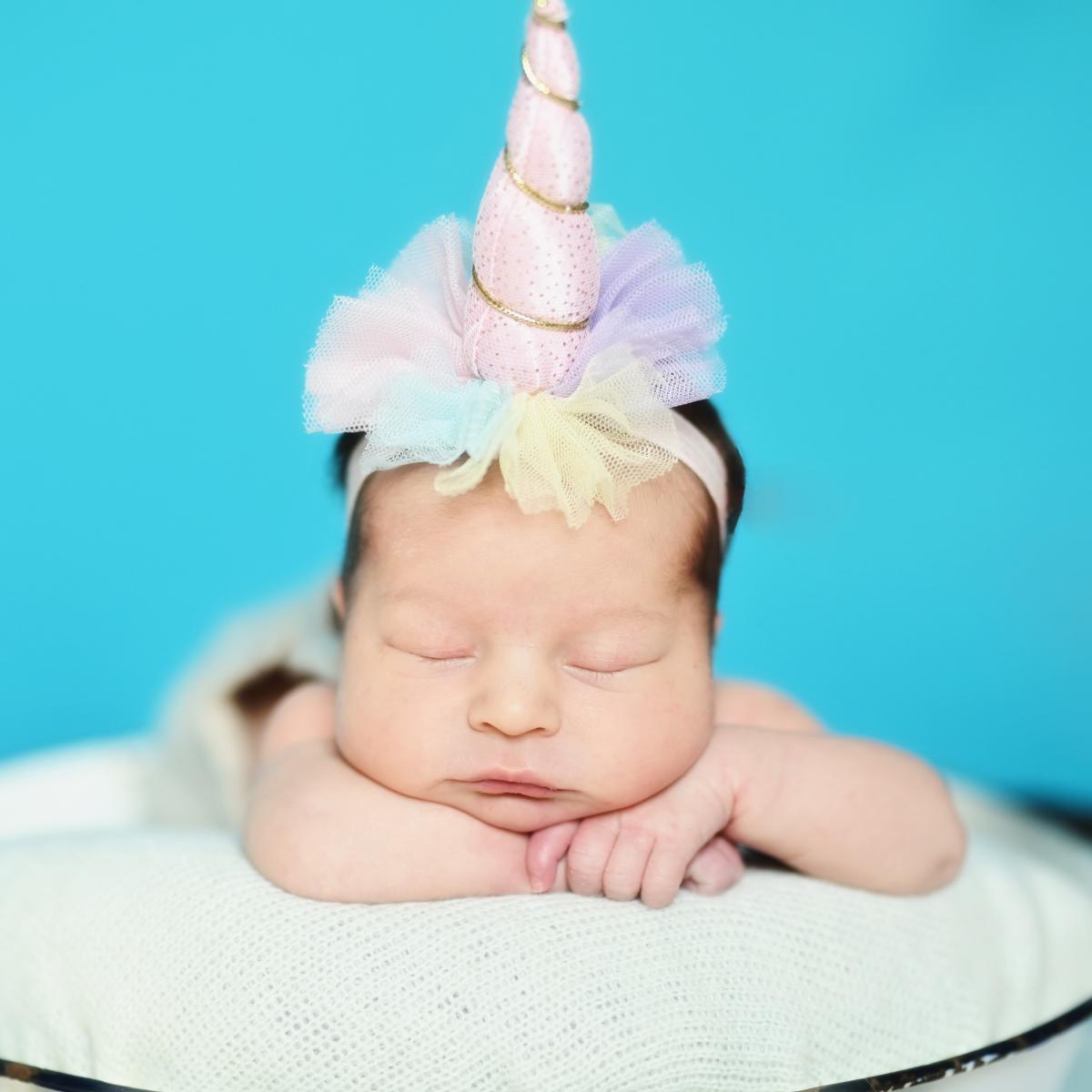 Fotografia noworodkowa- Czesława Włuka- Pani o czerwonych włosach