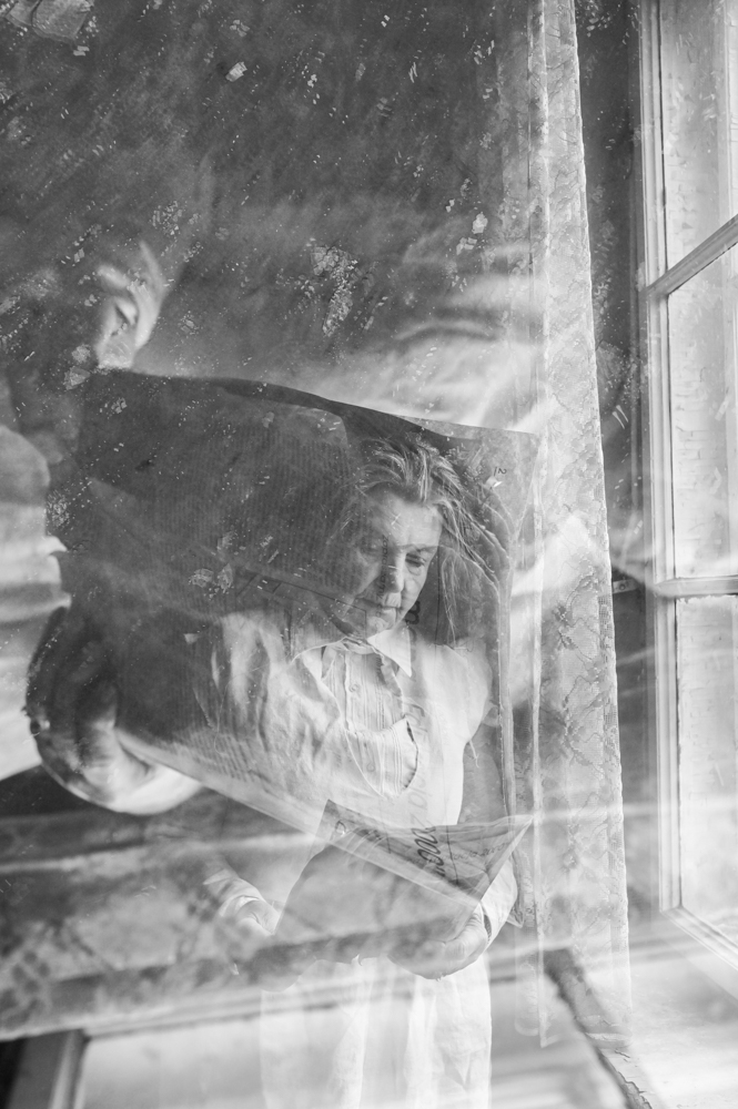 Fotografia dokumentalna- Czesława Włuka- Pani o czerwonych włosach