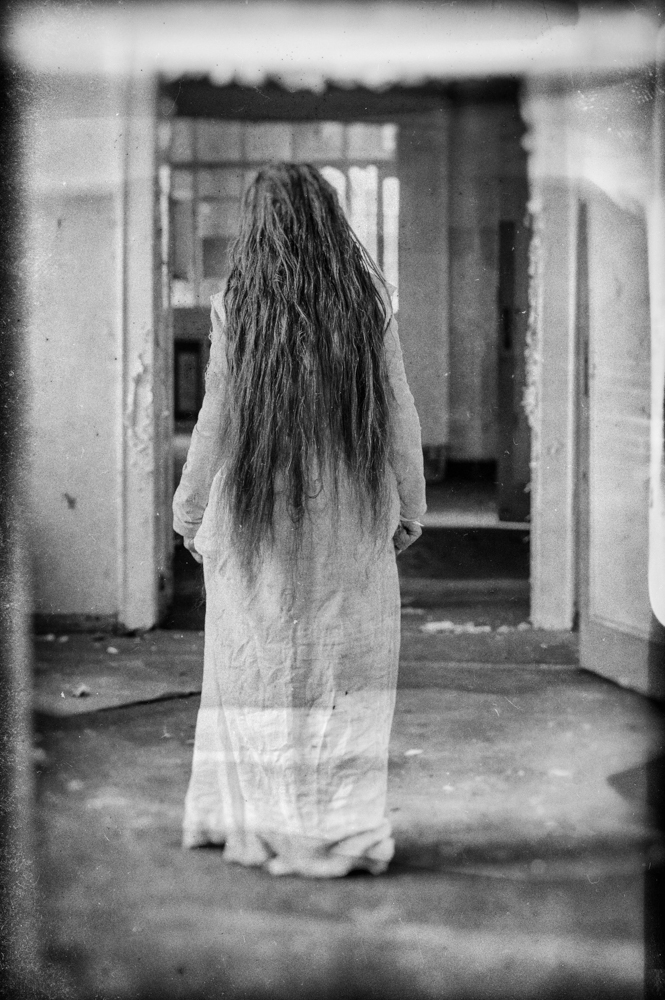 Fotografia dokumentalna- Czesława Włuka- Pani o czerwonych włosach