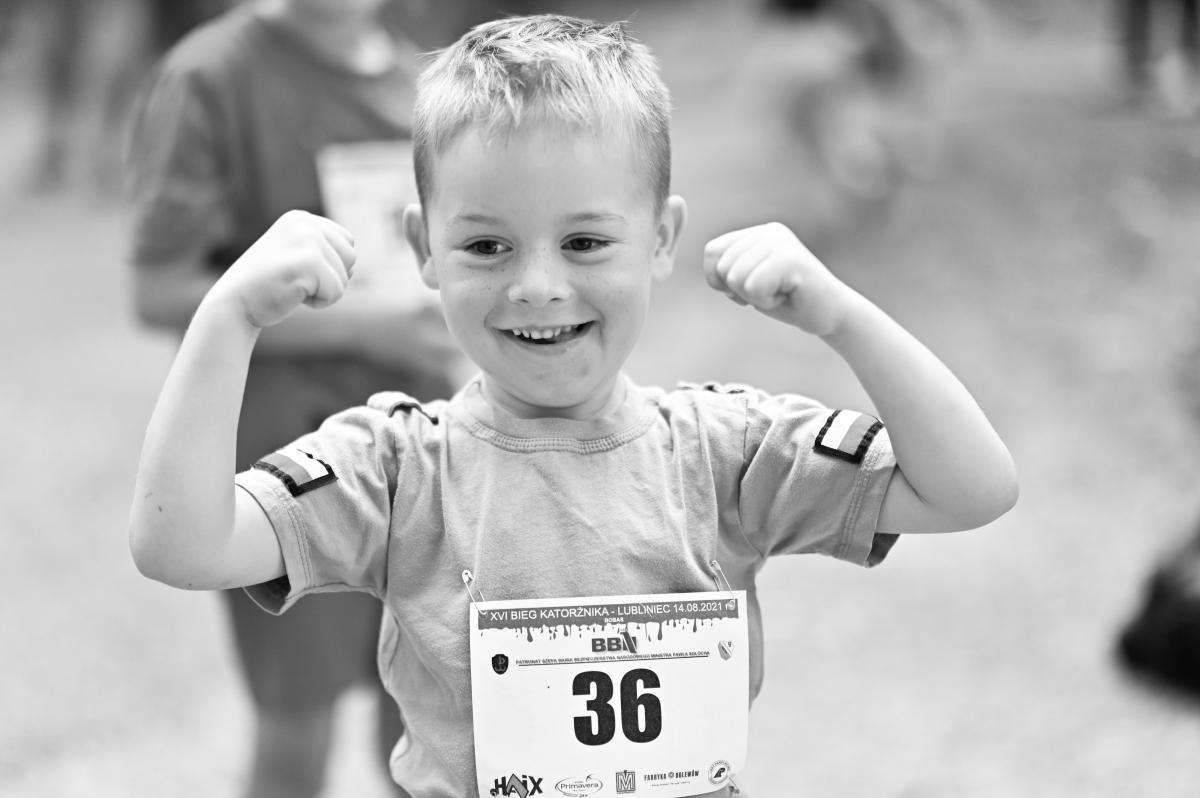 Fotografia reportażowa- Czesława Włuka- Pani o czerwonych włosach