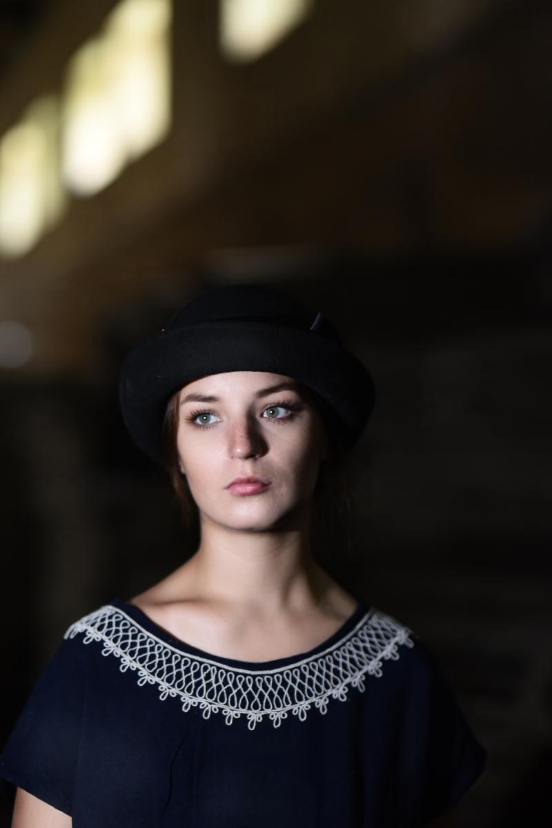 Czesława Włuka- Pani o czerwonych włosach, fotografia- Lubliniec