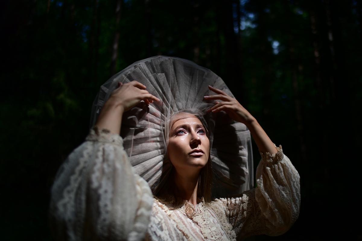 Czesława Włuka- Pani o czerwonych włosach, fotografia kobieca