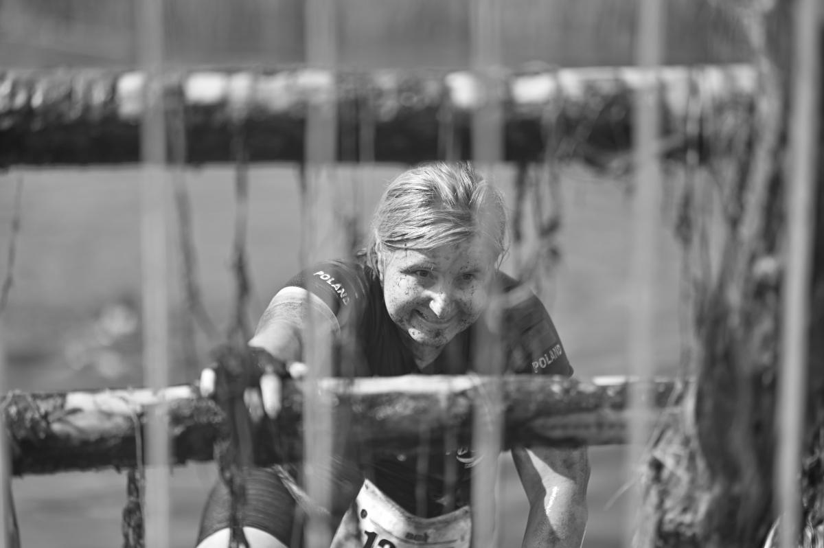 Fotografia reportażowa, Katorżnik- Czesława Włuka- Pani o czerwonych włosach