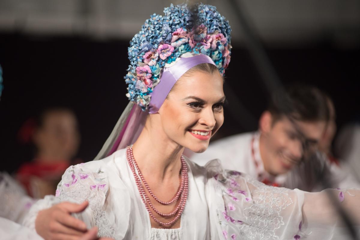 Fotografia reportażowa- Czesława Włuka- Pani o czerwonych włosach