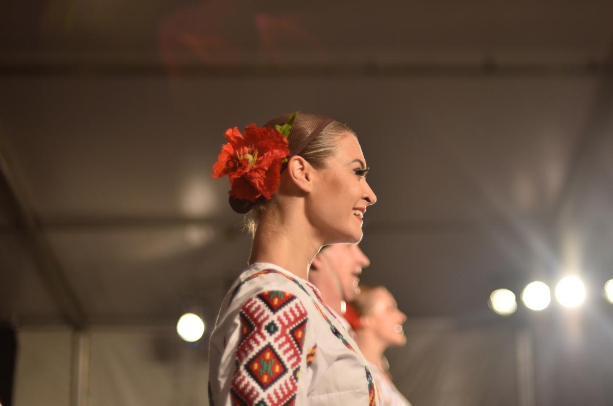 Fotografia reportażowa- Czesława Włuka- Pani o czerwonych włosach