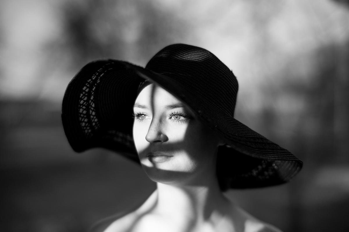 Fotografia portretowa- Czesława Włuka- Pani o czerwonych włosach