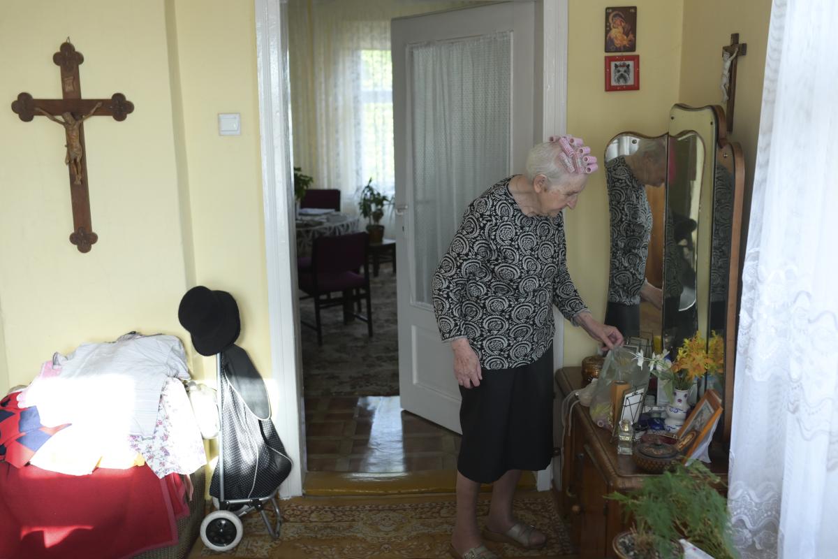 Fotografia dokumentalna- Czesława Włuka, Pani o czerwonych włosach