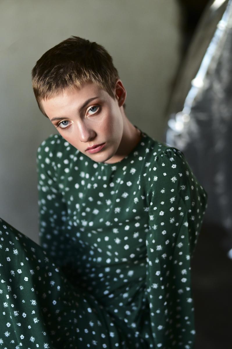 Fotografia portretowa- Czesława Włuka- Pani o czerwonych włosach