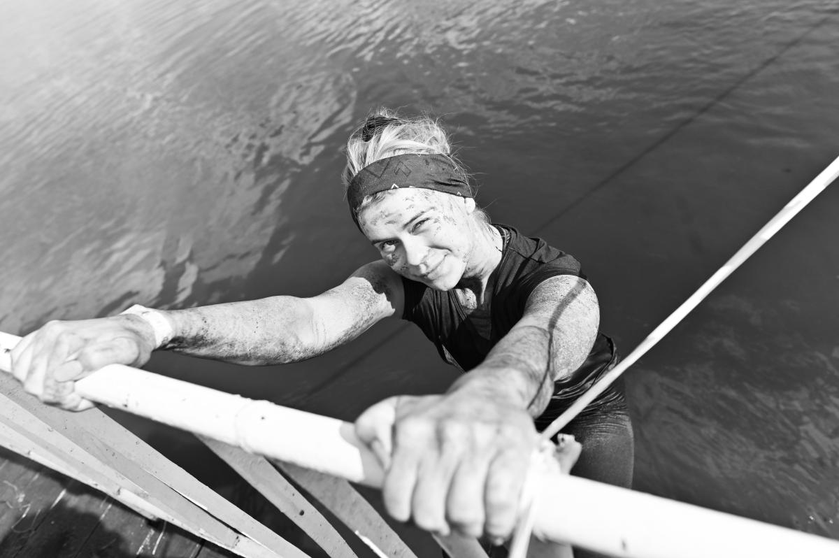 Fotografia reportażowa, Katorżnik- Czesława Włuka- Pani o czerwonych włosach